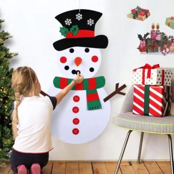 CHRISTMAS SNOWMAN – Om de zăpadă din fetru cu ornamente detașabile